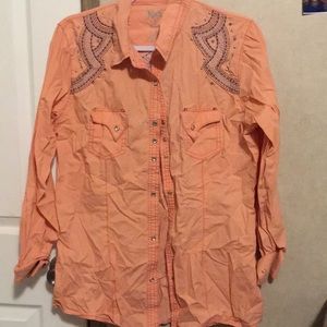 Long-sleeve button Up